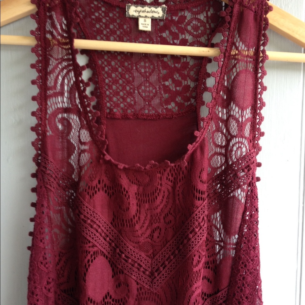 Beautiful burgundy lace tank